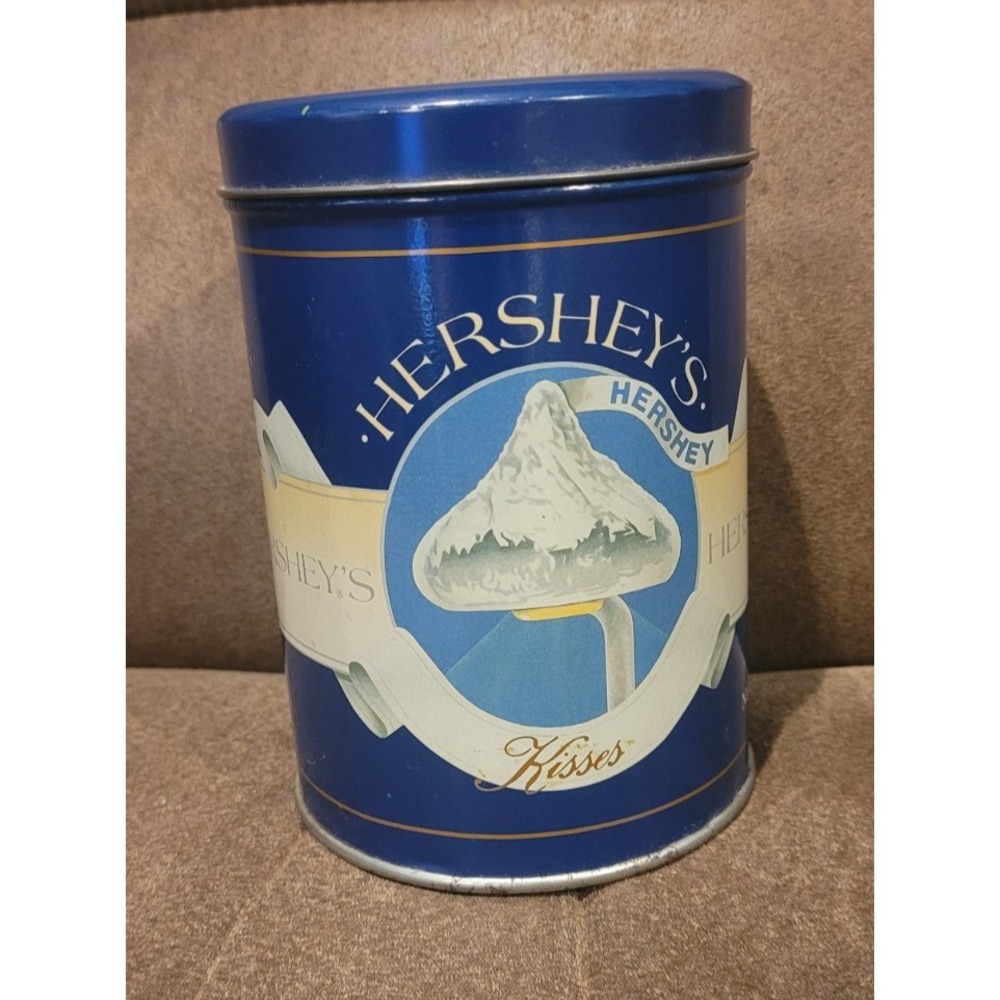 Vintage 1989 Hershey's Kisses Lamppost Story Tin 4.25" Round Metal Container